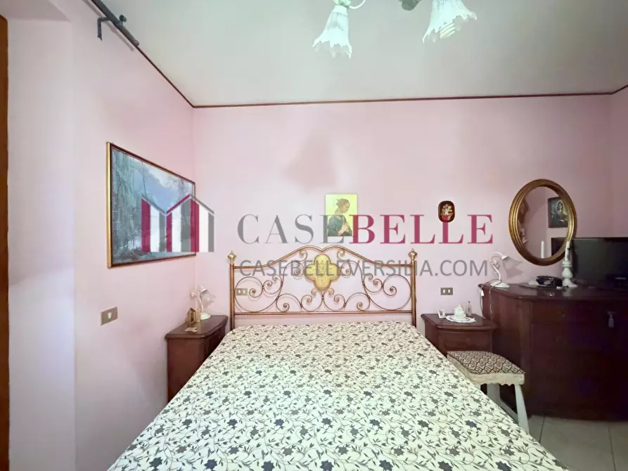 Immagine 12 di Terratetto in vendita  a Camaiore