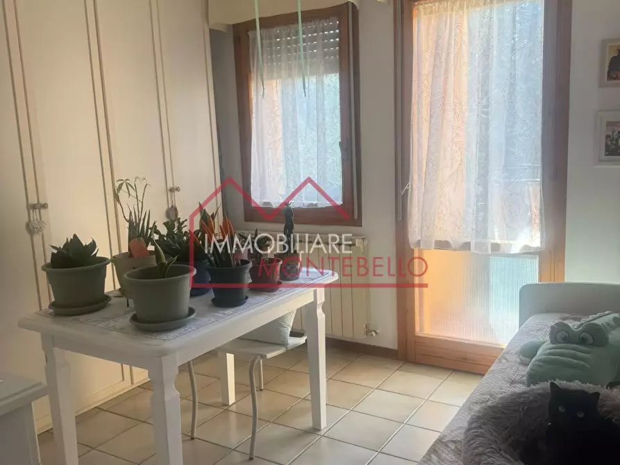 Immagine 28 di Appartamento in vendita  a Camaiore