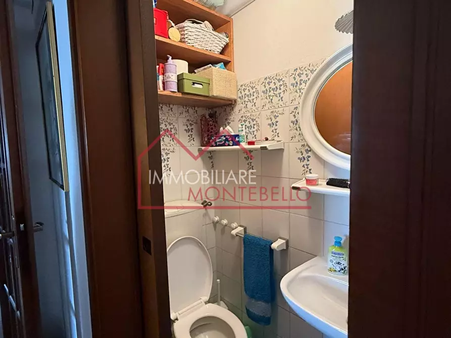 Immagine 25 di Appartamento in vendita  a Camaiore