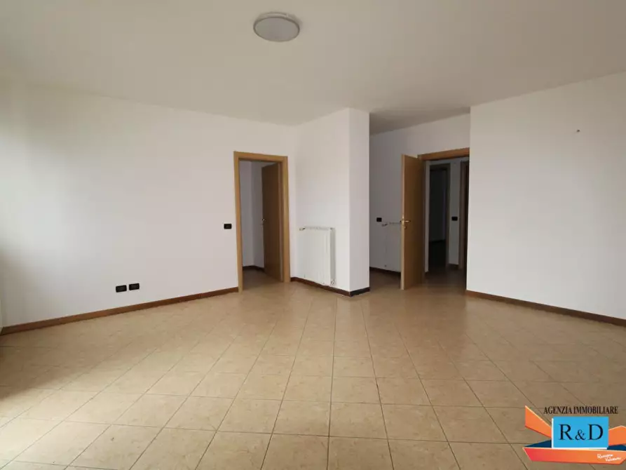 Immagine 7 di Appartamento in vendita  a Colle Di Val D'elsa