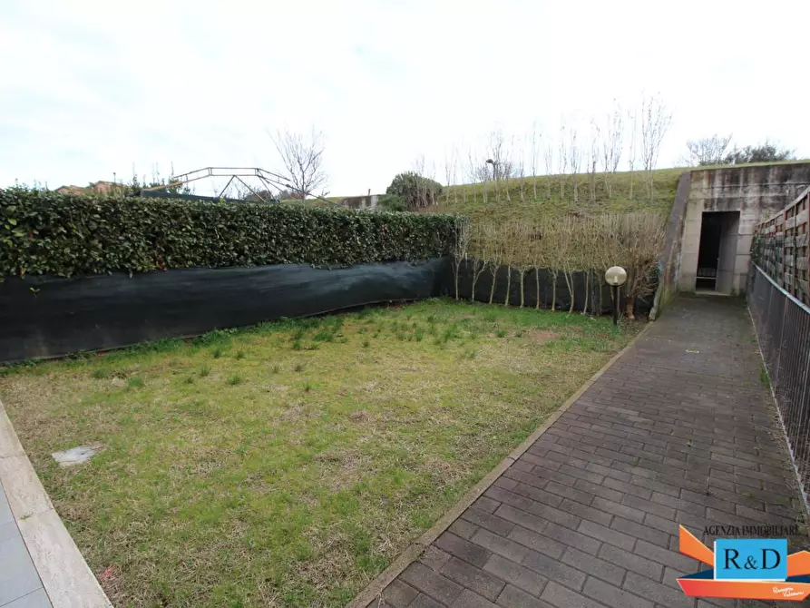 Immagine 2 di Appartamento in vendita  a Colle Di Val D'elsa