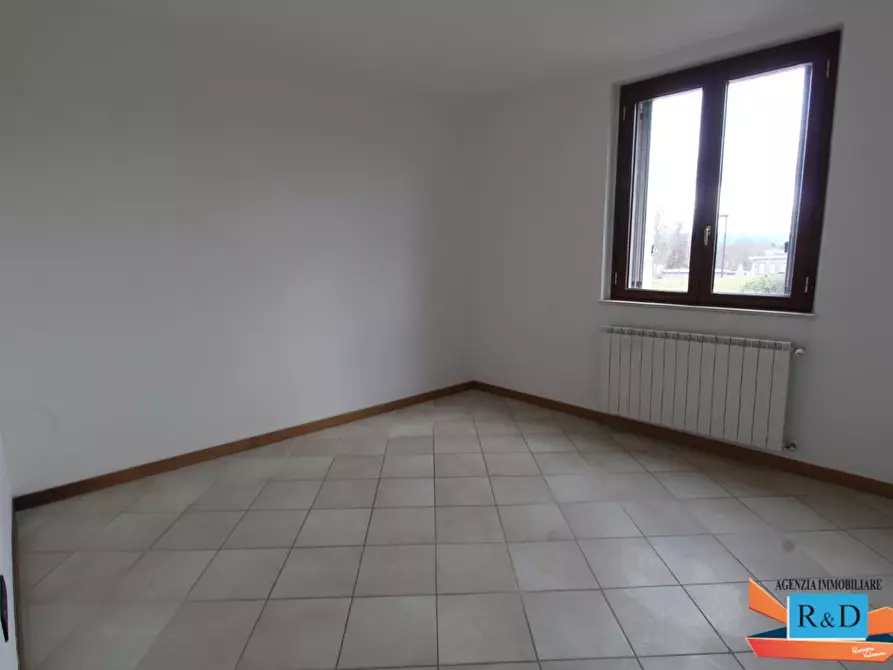 Immagine 9 di Appartamento in vendita  a Colle Di Val D'elsa