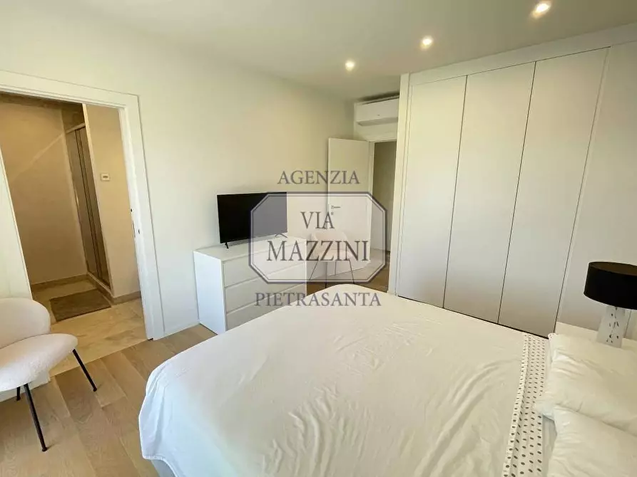 Immagine 20 di Villa in vendita  a Pietrasanta