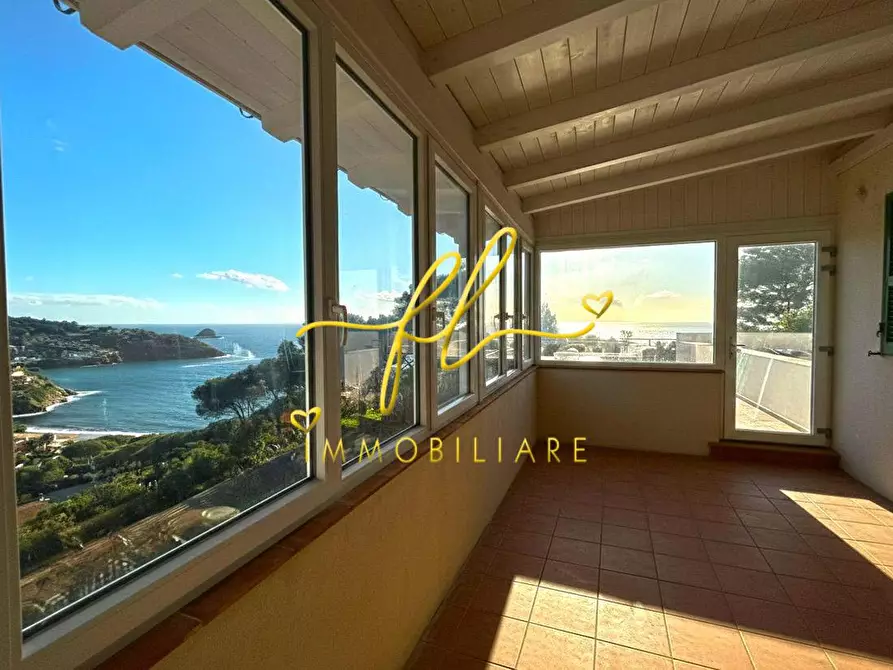 Immagine 4 di Villa in vendita  a Capoliveri