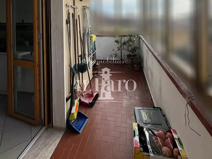 Immagine 9 di Appartamento in vendita  a Campi Bisenzio