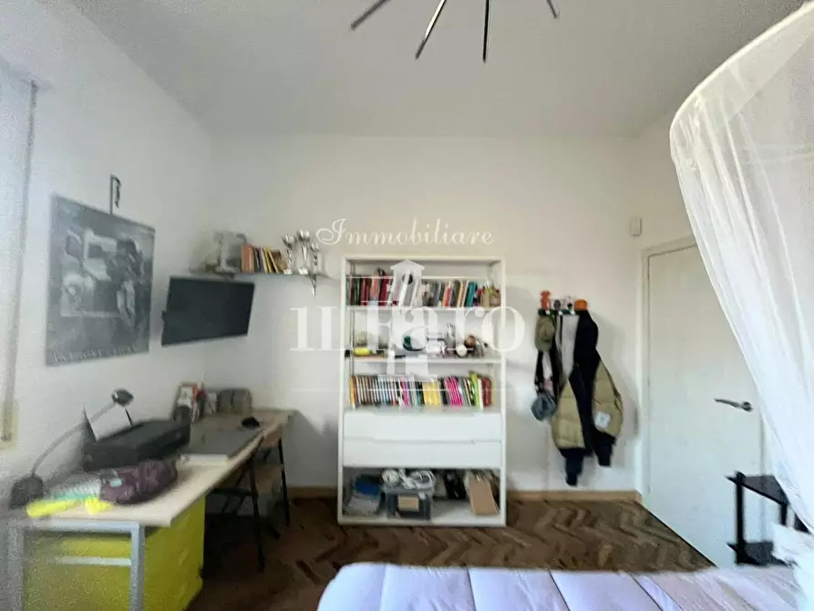 Immagine 16 di Appartamento in vendita  a Campi Bisenzio