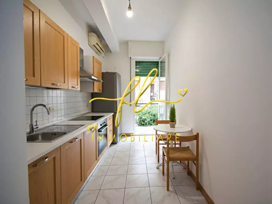 Immagine 3 di Appartamento in vendita  a Livorno