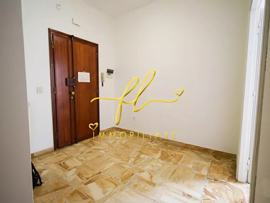 Immagine 17 di Appartamento in vendita  a Livorno