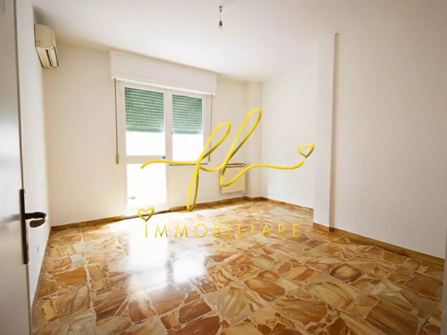 Immagine 19 di Appartamento in vendita  a Livorno