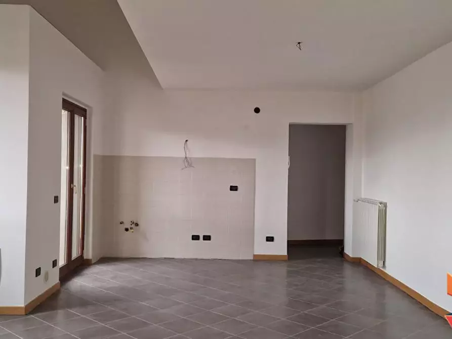 Immagine 2 di Appartamento in vendita  a Colle Di Val D'elsa