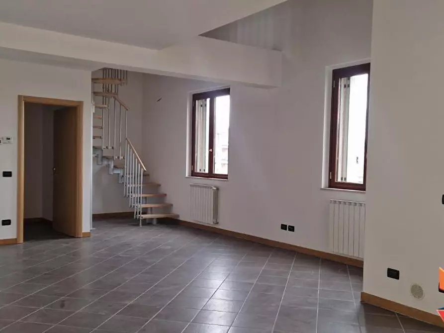 Immagine 1 di Appartamento in vendita  a Colle Di Val D'elsa