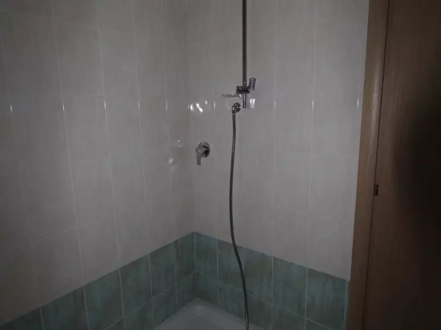 Immagine 7 di Appartamento in vendita  a Colle Di Val D'elsa