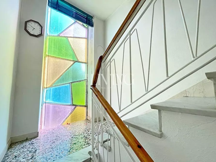 Immagine 22 di Villa in vendita  a Lucca