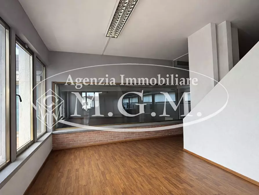 Immagine 24 di Capannone industriale in vendita  a Bientina