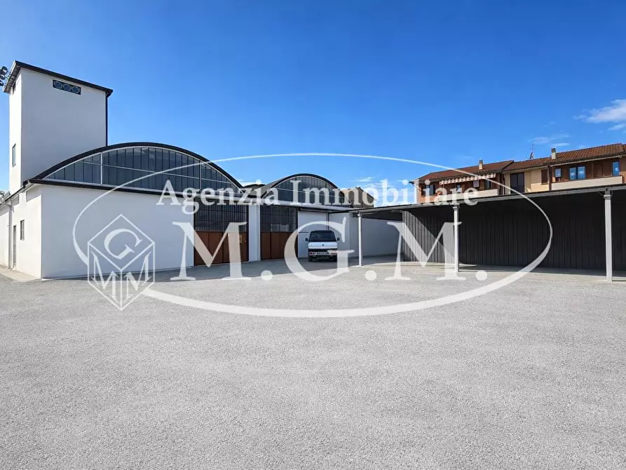 Immagine 6 di Capannone industriale in affitto  a Bientina