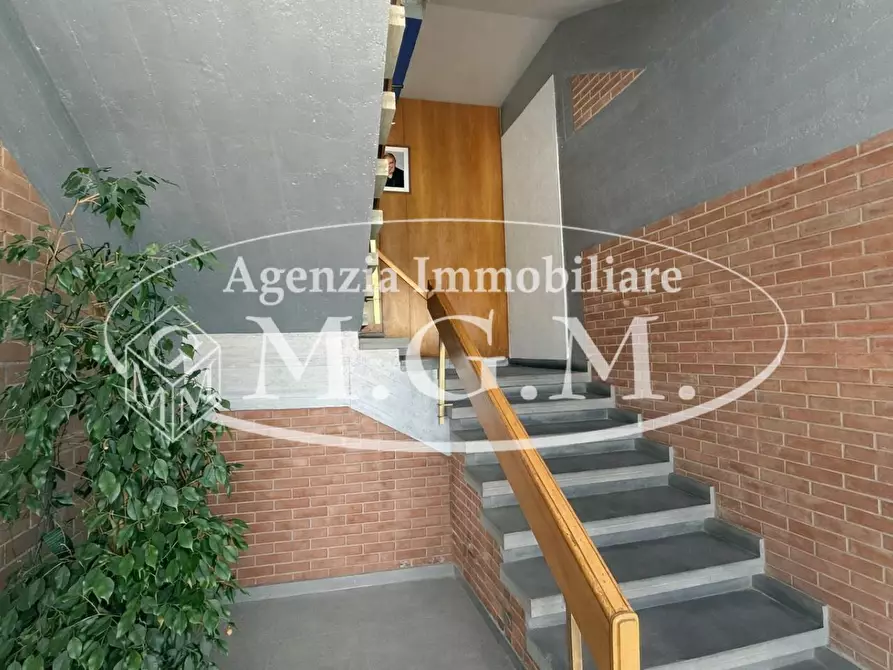 Immagine 10 di Capannone industriale in affitto  a Bientina