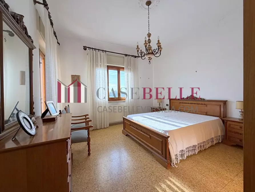 Immagine 21 di Casa indipendente in vendita  a Seravezza