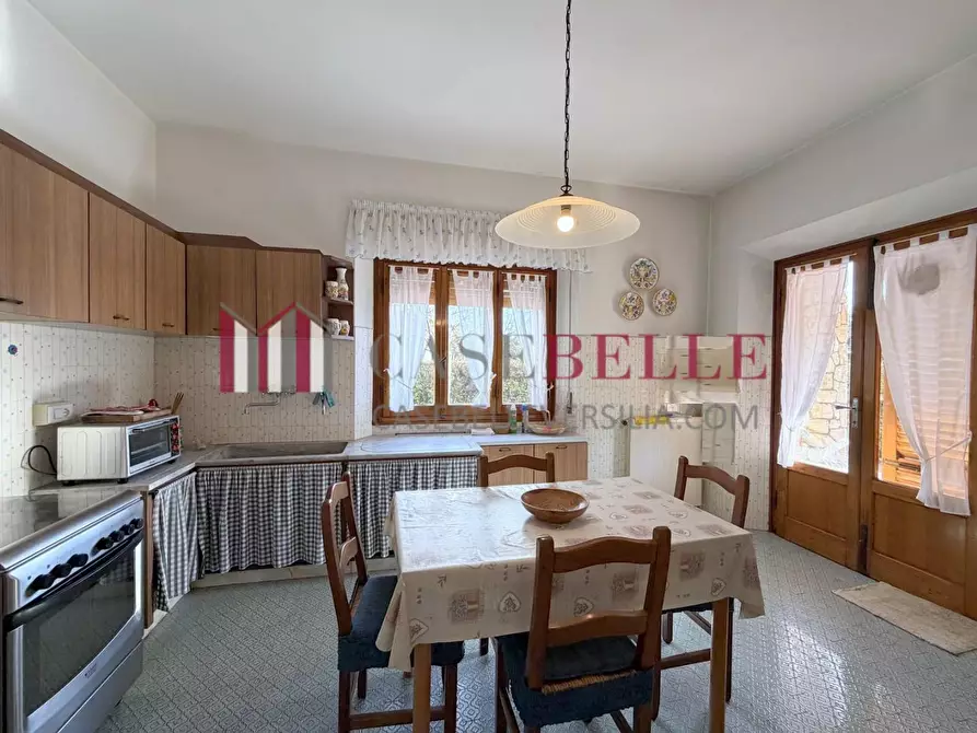 Immagine 4 di Casa indipendente in vendita  a Seravezza