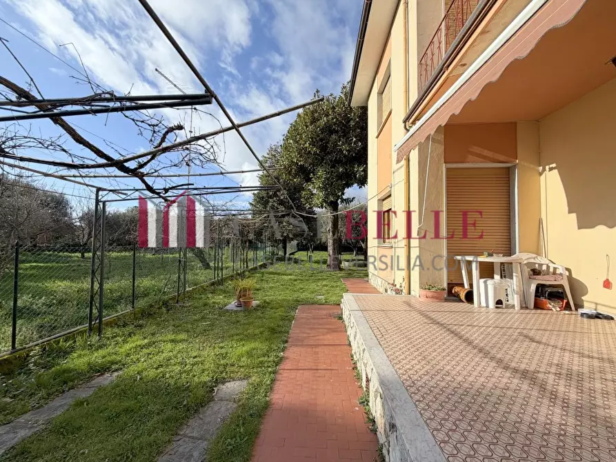 Immagine 48 di Casa indipendente in vendita  a Seravezza