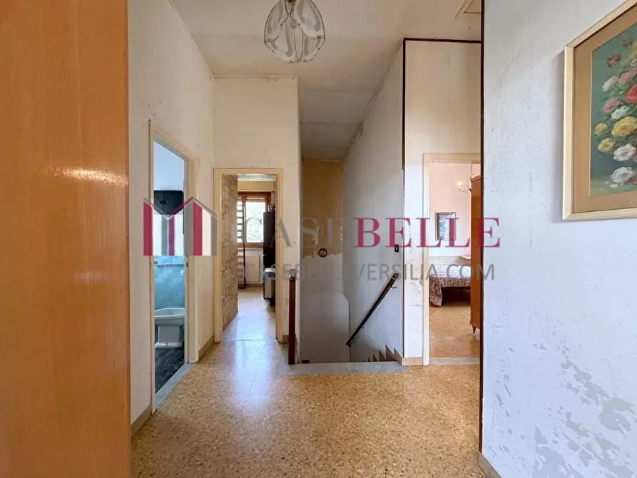 Immagine 26 di Casa indipendente in vendita  a Seravezza