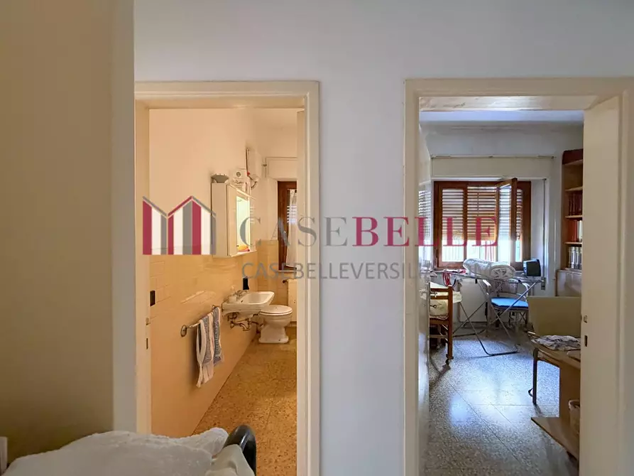 Immagine 11 di Casa indipendente in vendita  a Seravezza