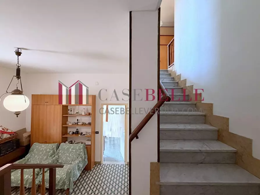 Immagine 18 di Casa indipendente in vendita  a Seravezza