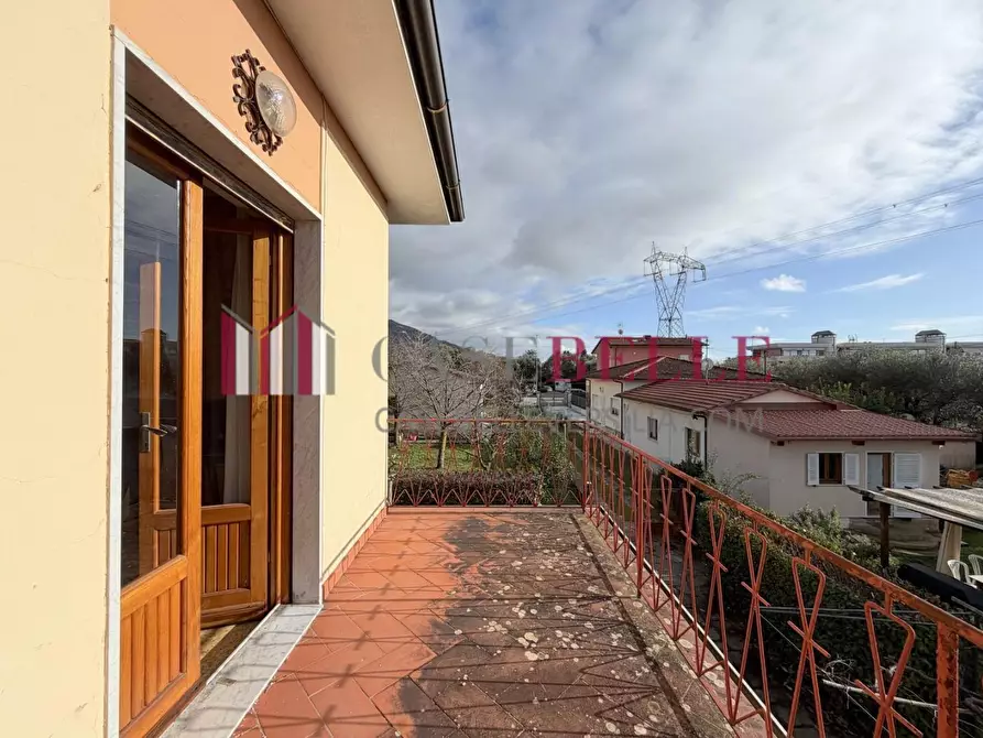 Immagine 32 di Casa indipendente in vendita  a Seravezza