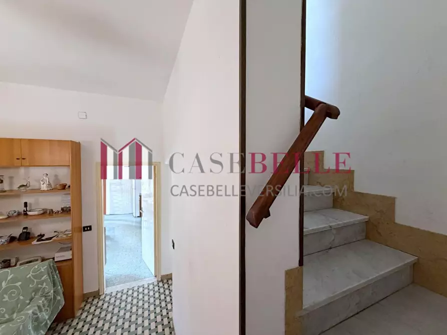 Immagine 17 di Casa indipendente in vendita  a Seravezza