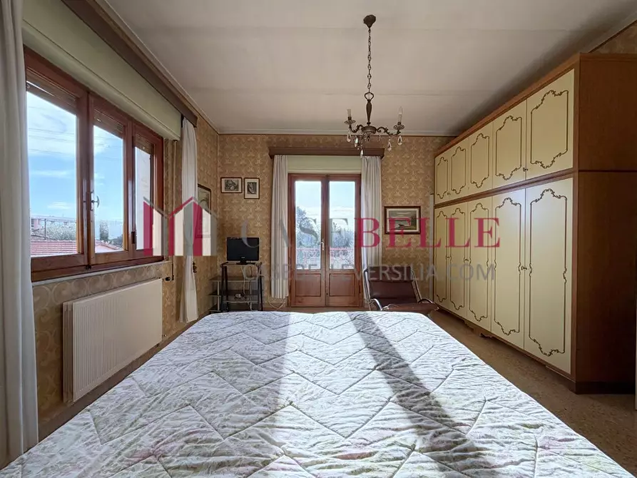 Immagine 29 di Casa indipendente in vendita  a Seravezza