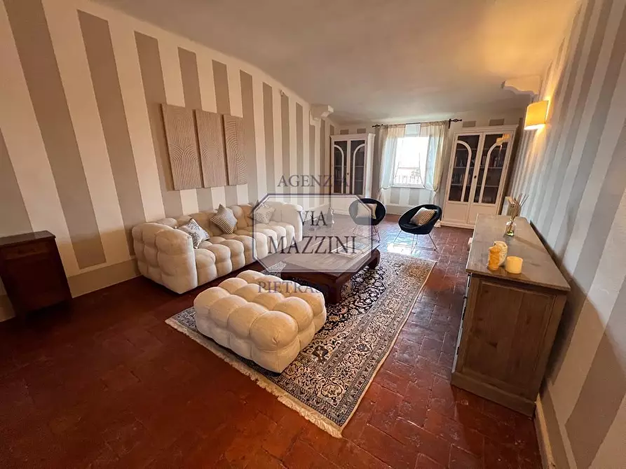 Immagine 1 di Appartamento in affitto  a Pietrasanta