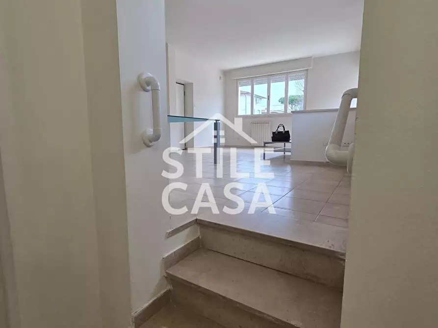 Immagine 6 di Appartamento in vendita  a Camaiore