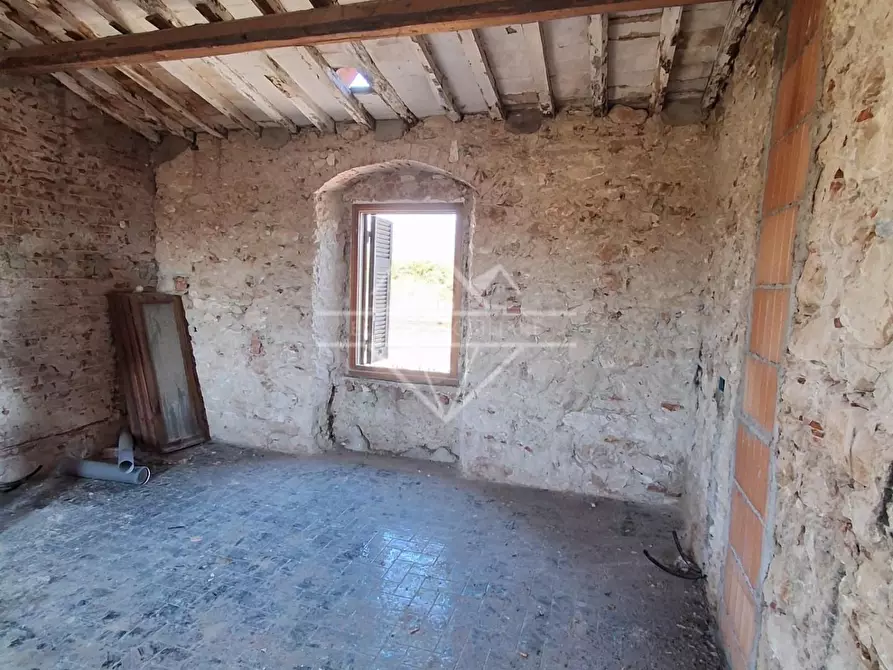 Immagine 6 di Casa semindipendente in vendita  a Carrara