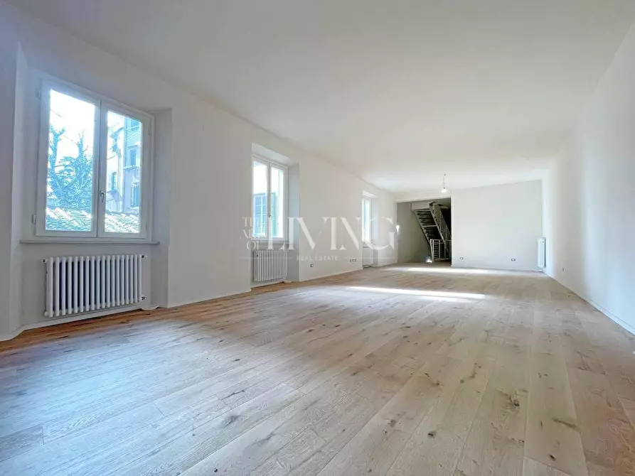 Immagine 26 di Appartamento in vendita  a Lucca