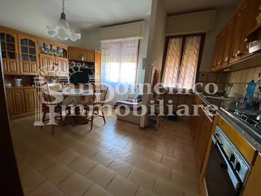 Immagine 2 di Casa bifamiliare in vendita  a Vicopisano