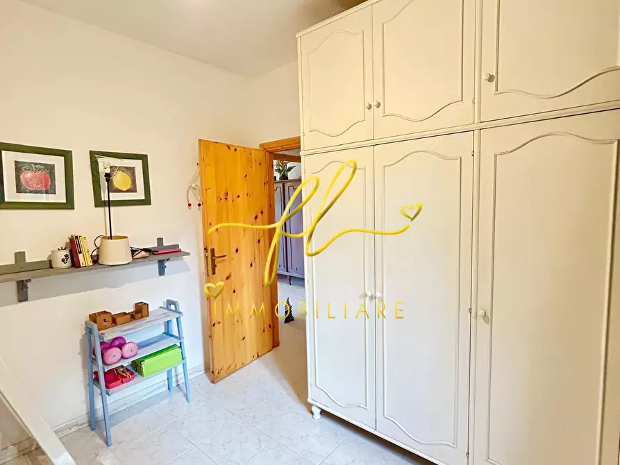 Immagine 15 di Appartamento in vendita  a Marciana