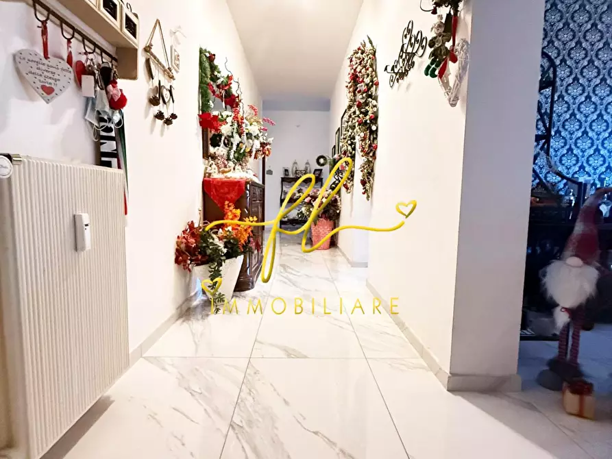 Immagine 28 di Appartamento in vendita  a Livorno