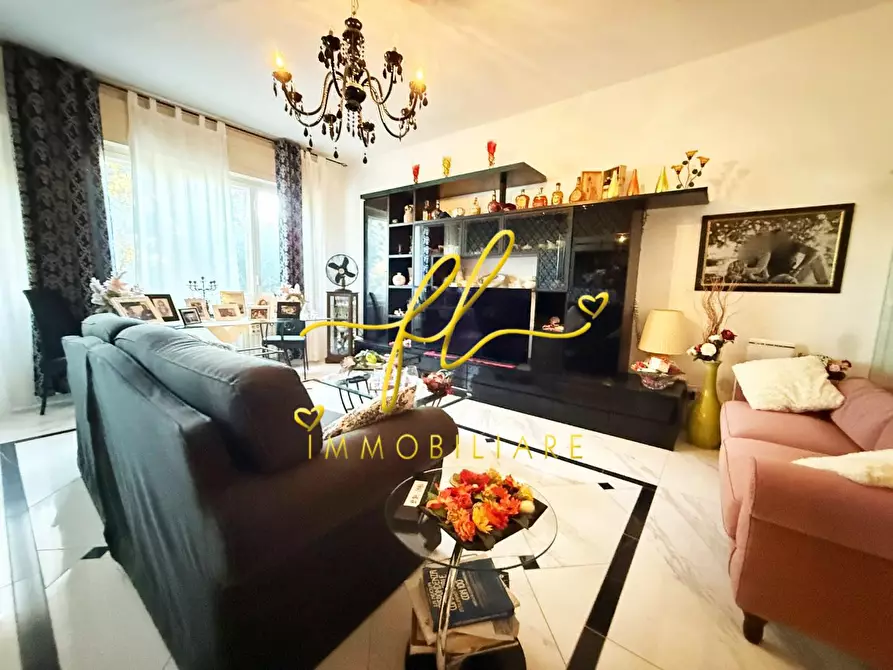 Immagine 3 di Appartamento in vendita  a Livorno