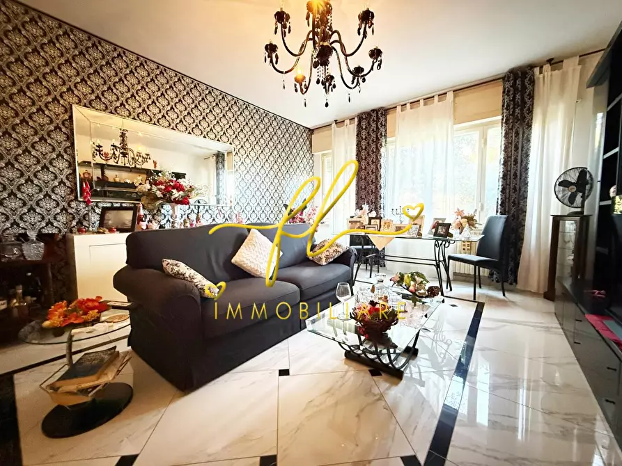 Immagine 8 di Appartamento in vendita  a Livorno