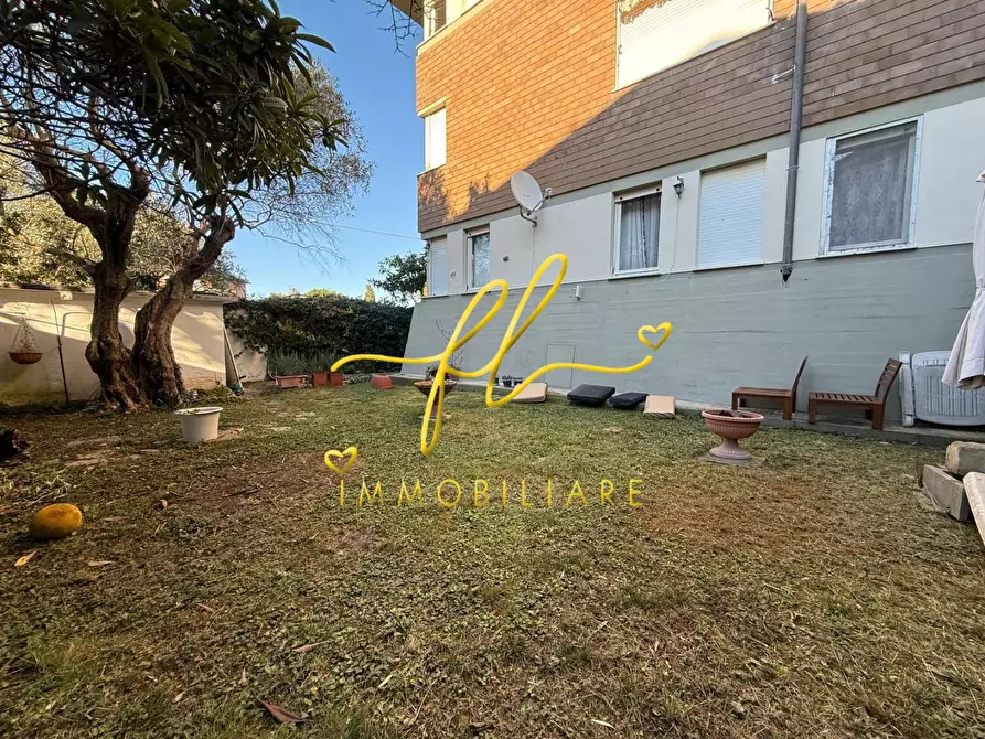 Immagine 33 di Appartamento in vendita  a Livorno