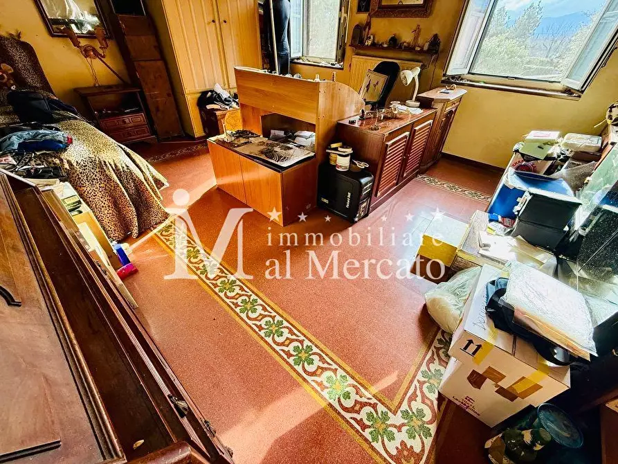 Immagine 28 di Appartamento in vendita  a Lucca