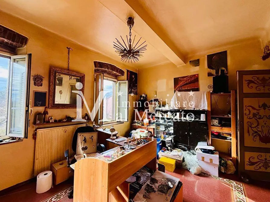 Immagine 29 di Appartamento in vendita  a Lucca