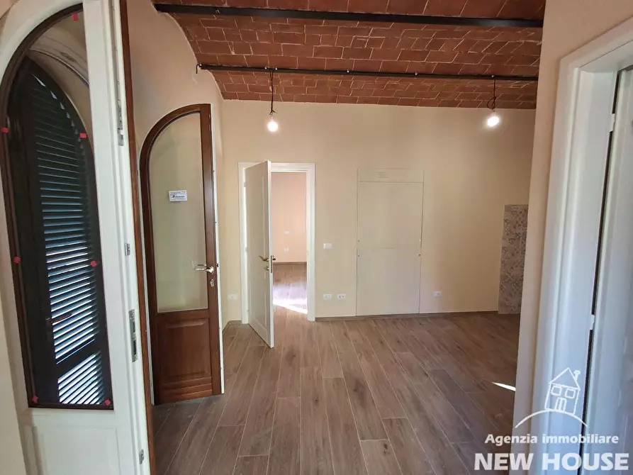 Immagine 4 di Appartamento in vendita  a San Giuliano Terme