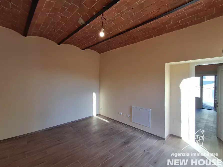 Immagine 13 di Appartamento in vendita  a San Giuliano Terme