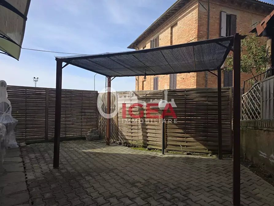 Immagine 27 di Villetta a schiera in vendita  a Asciano