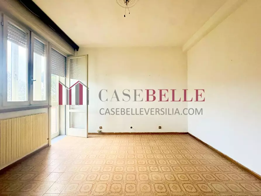 Immagine 12 di Appartamento in vendita  a Camaiore