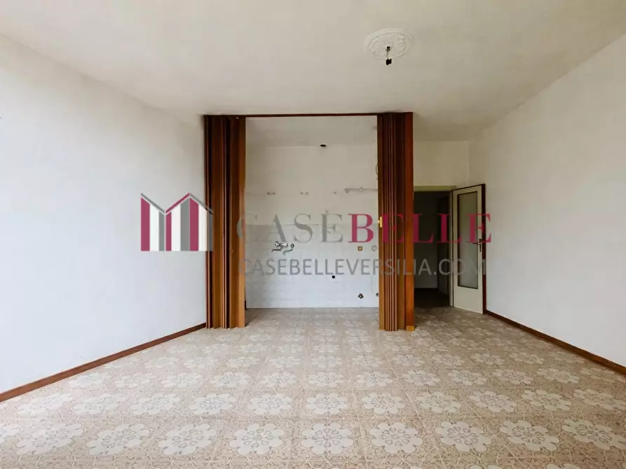 Immagine 6 di Appartamento in vendita  a Camaiore