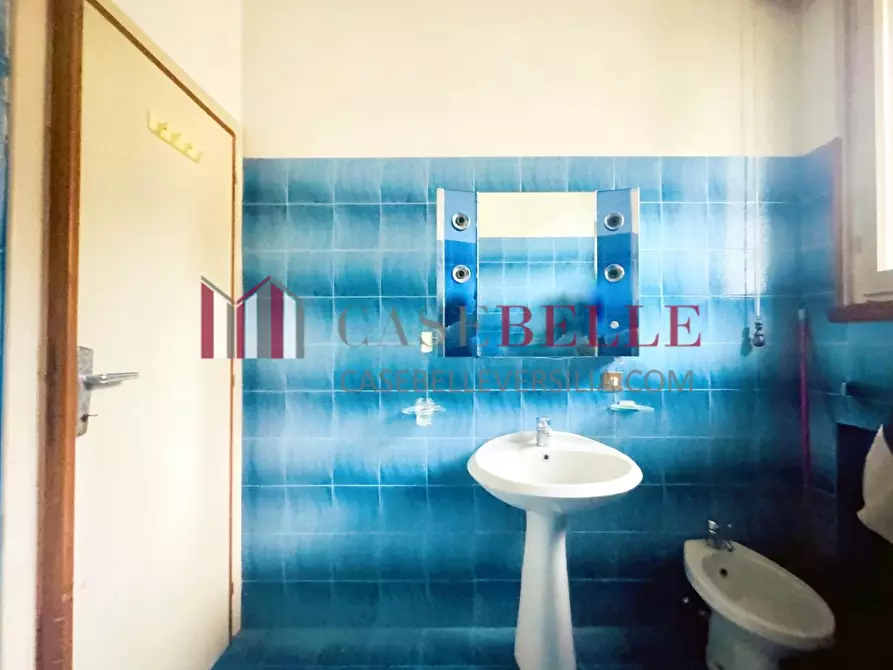 Immagine 22 di Appartamento in vendita  a Camaiore