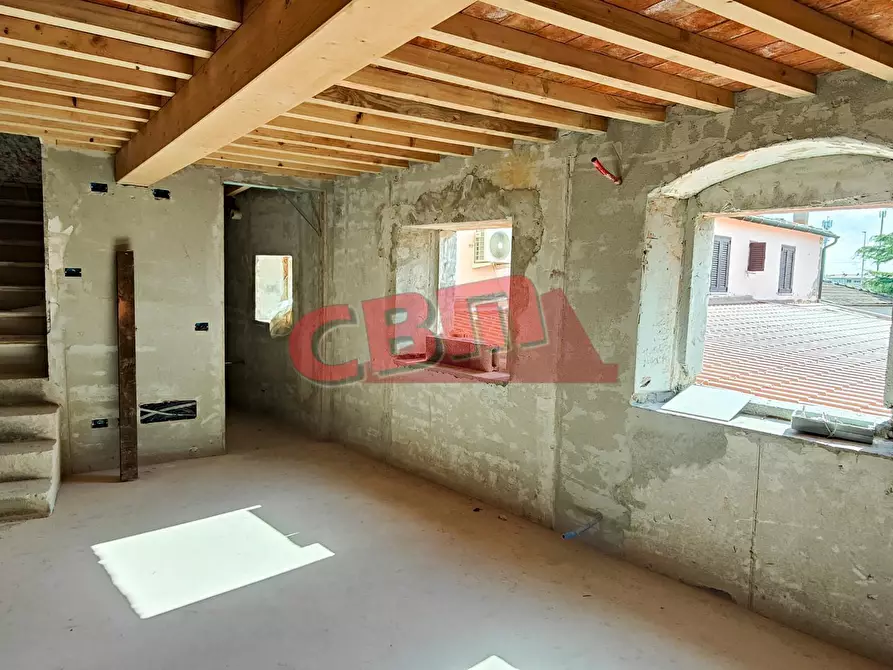 Immagine 5 di Appartamento in vendita  a Livorno