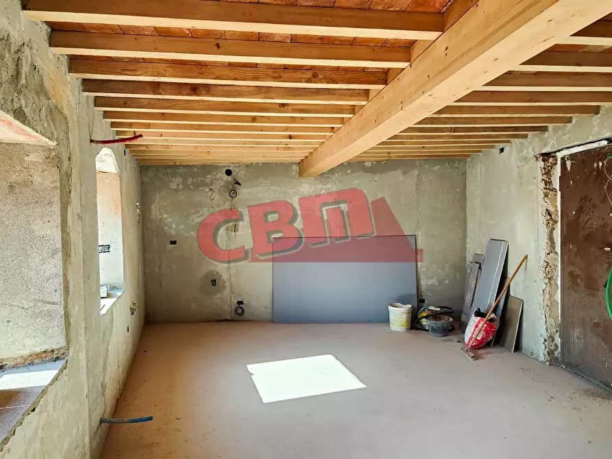 Immagine 2 di Appartamento in vendita  a Livorno