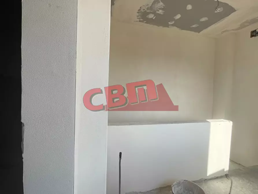 Immagine 30 di Appartamento in vendita  a Livorno